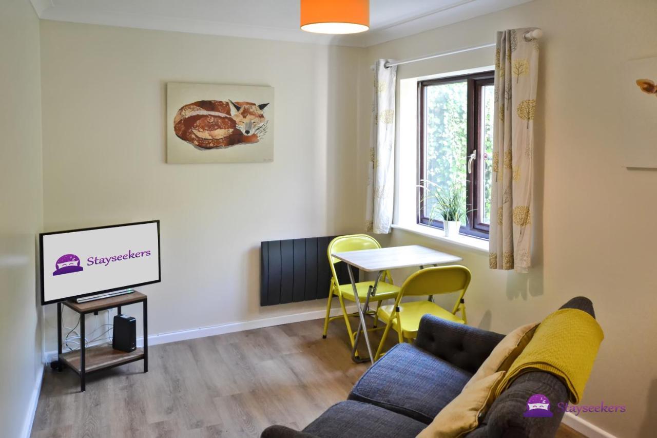 Station 1 Bed Apartment - Stayseekers Salisbury Exteriör bild