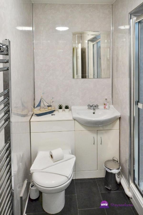 Station 1 Bed Apartment - Stayseekers Salisbury Exteriör bild